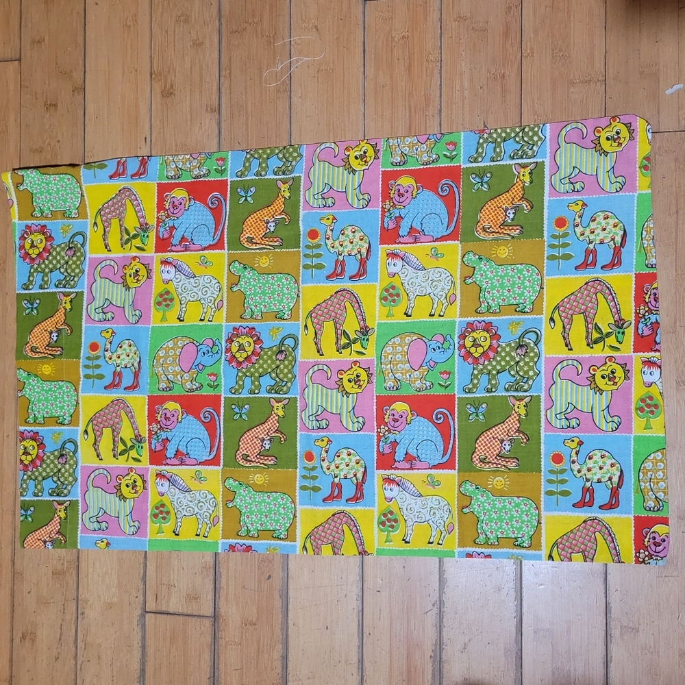 Vintage Tastemaker Juvenile "Animal Patches" Pillow Case